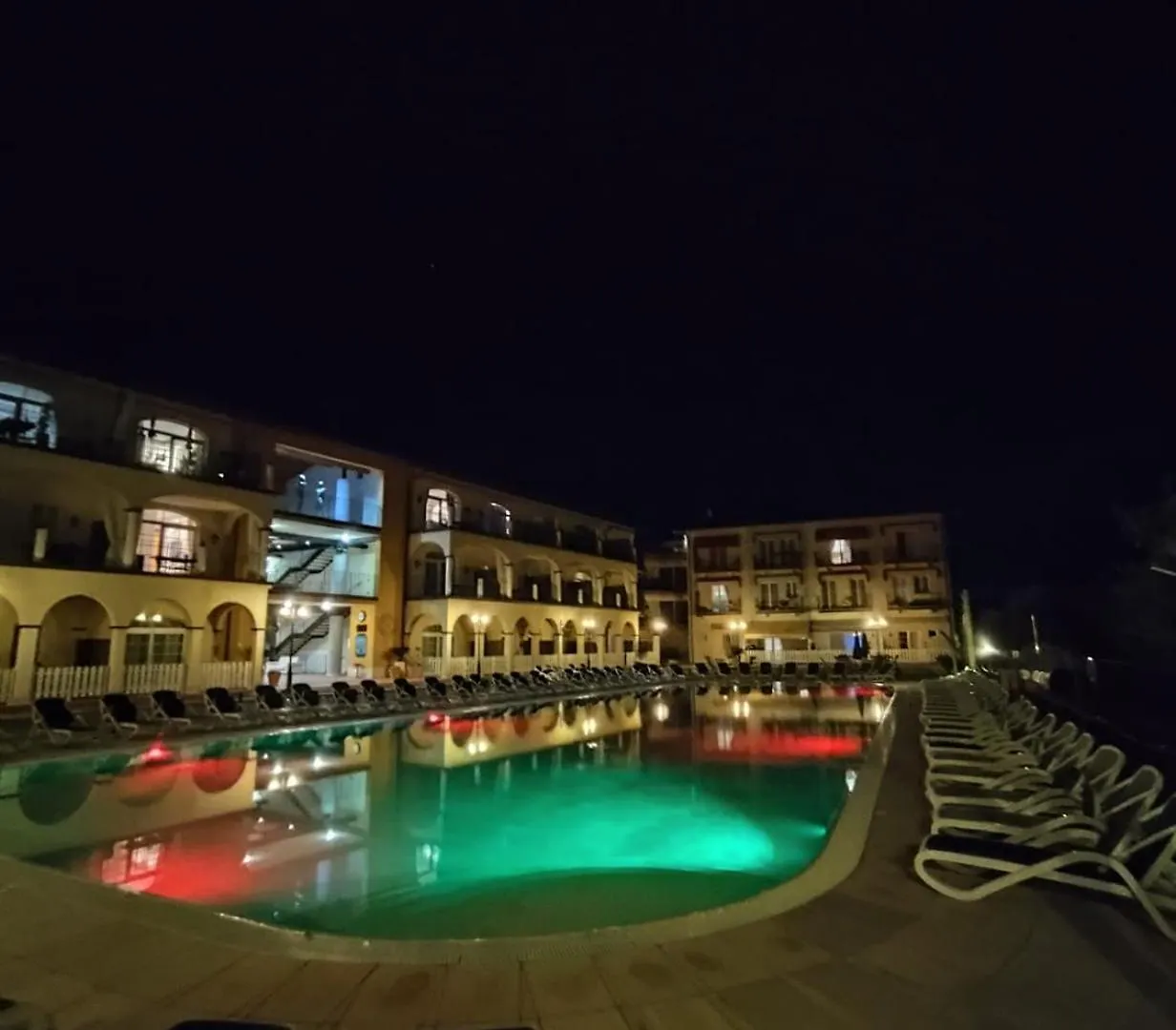 Giardino Dei Colori 212 Pool And Family Friendly Διαμέρισμα Toscolano Maderno